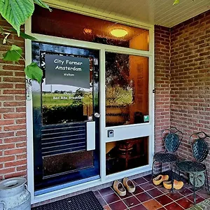 Bed and breakfast Farmer , Bed, Bike And Breakfast In, Ámsterdam